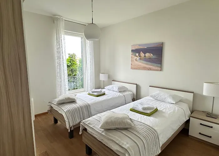 Navigantes Superior Apartman Zára