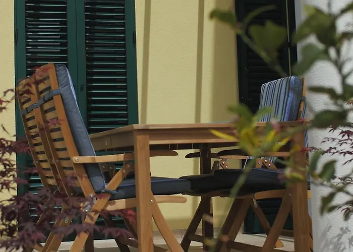 アパート Navigantes Superior ザダル